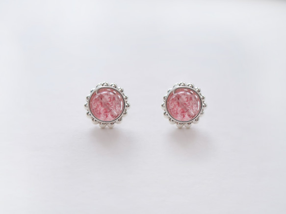 925純銀 大花珍珠 草莓晶 耳環 耳夾一對 第4張的照片