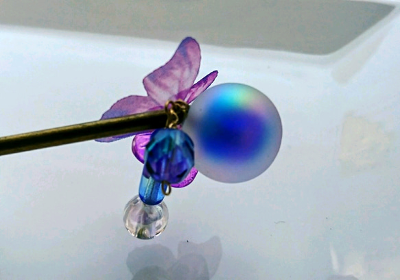 【弁天堂】「紫の虹色蝶と消えないシャボン玉」(かんざし) 2枚目の画像