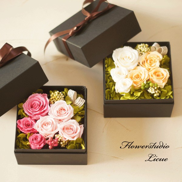 ボックスアレンジ♡プリザーブドフラワーを使用しています。