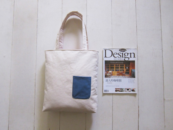 A4 Tote (Medium) + Outer Pocket (Creamy-White+Grey Blue) 2枚目の画像