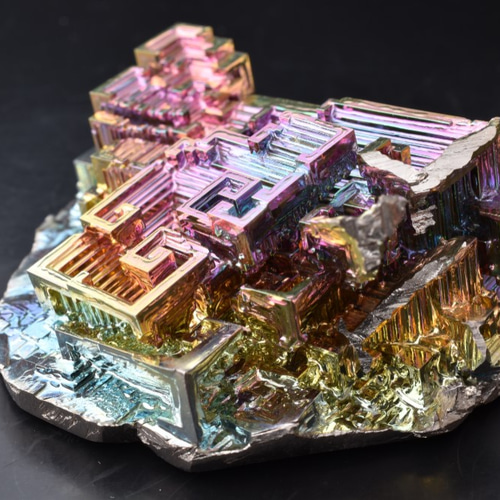匿名配送]ビスマス結晶 半球型ドーム434g 幾何学模様 レインボー