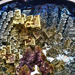 ビスマス結晶ガーデン（特大／微細結晶群） 3枚目の画像