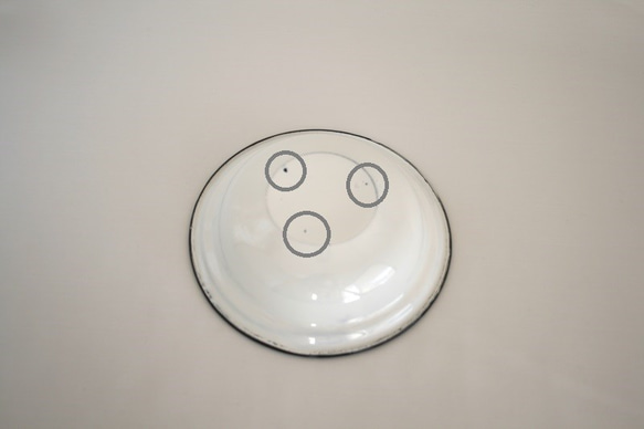 【値引済】￥700→￥490【ホウロウ皿】M　琺瑯　モロッコ　シンプル　白 10枚目の画像