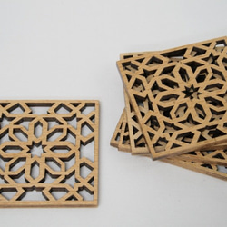 【木製コースター】アラベスク・角③／1セット(5枚入り) モロッコ　手作り　 3枚目の画像