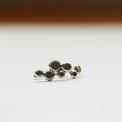 (受注制作)Bubble earrings(シルバー) 2枚目の画像