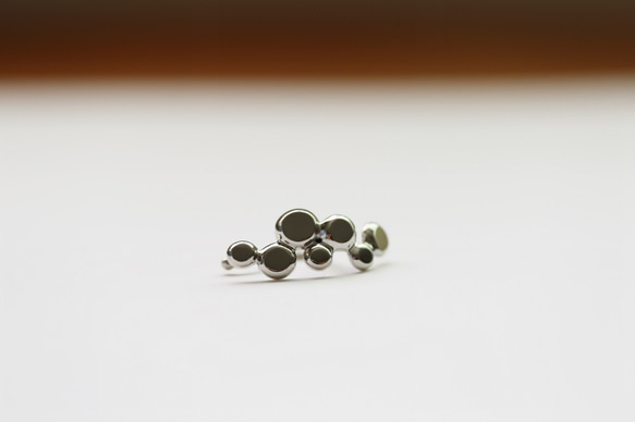 (受注制作)Bubble earrings(シルバー) 2枚目の画像