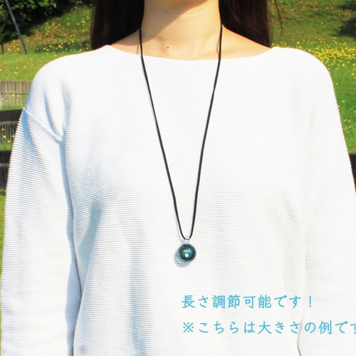 星屑の世界。ホワイトオパール ＆ オパールクラスター入り キラキラ