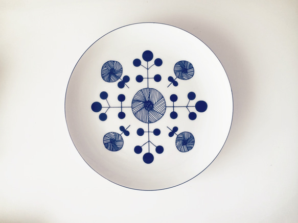 　\期間限定SALE / 北欧柄のお皿 1枚目の画像