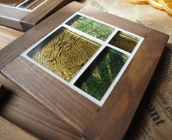 2セット限定　2色セット　ガラスモザイクタイルの天然木コースター 3枚目の画像