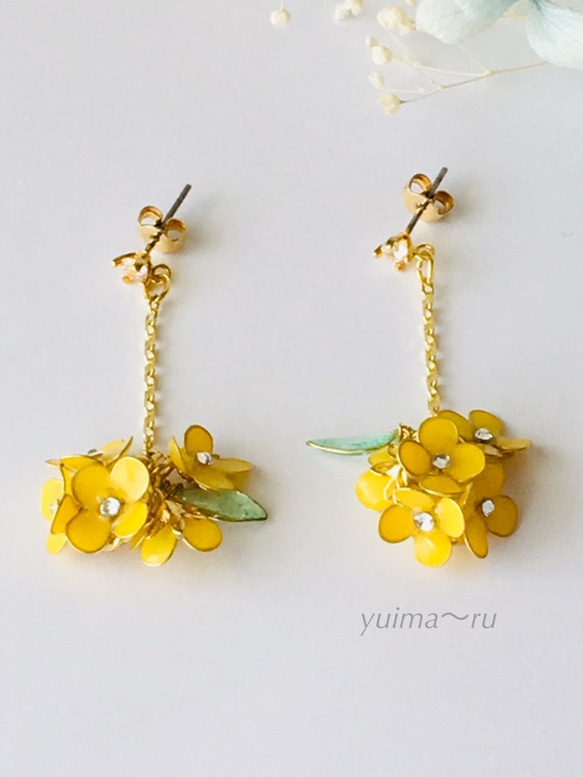 菜の花ピアス/スワロフスキー♡樹脂ノンホールピアス ピアス（スタッド 