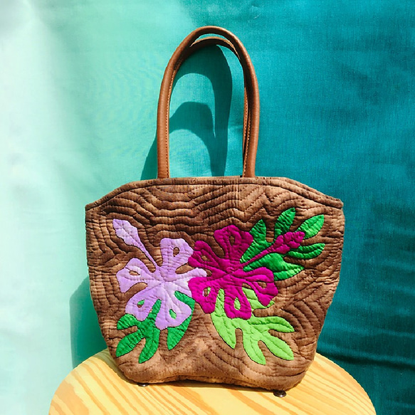 ハワイアンキルトバック ハイビスカス ☆240.ハワイアンキルト・バッグ