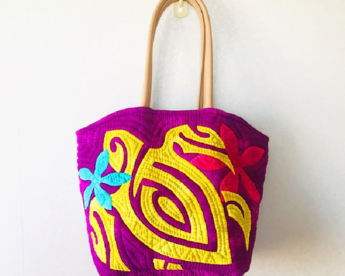 ☆受注製作☆ハワイアンキルトのバッグ Ver.3 〜ホヌとプルメリア