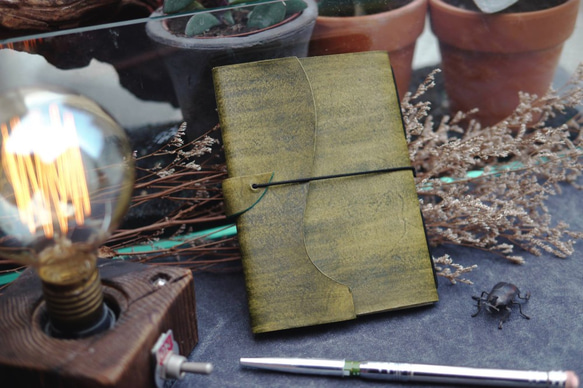 [スパン] tiaotiao抹茶緑の手の本（小）/メモ帳/レザー/文具 1枚目の画像