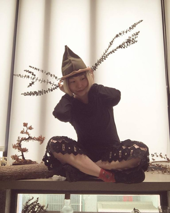 手工皮革帽 | 小精靈尖帽 | 牛皮 第3張的照片