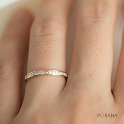 プリンセスカットダイヤモンドの結婚指輪/18Kゴールドリング、スタッキングリング 5枚目の画像