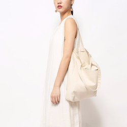 1day1bag POPULAR Canvas Tote with Pockets (Natural White) 4枚目の画像