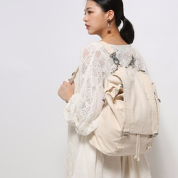 1day1bag Natural White Multiple Way Backpack Shoulder Bag 1枚目の画像