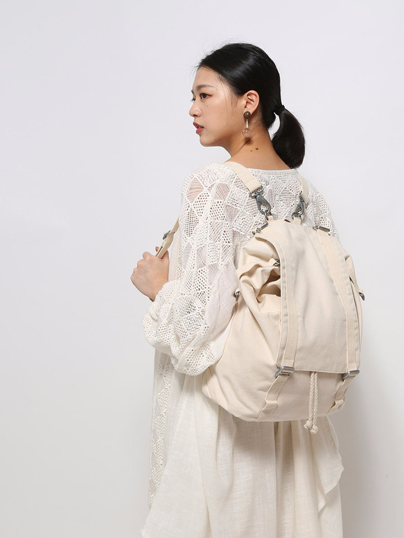 1day1bag Natural White Multiple Way Backpack Shoulder Bag 1枚目の画像