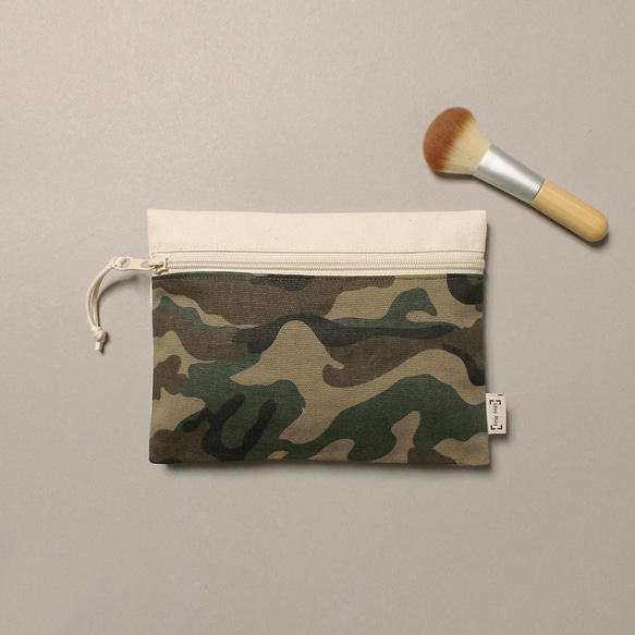 1day1bag (L) Classic Camouflage Cosmetic Pouch / Laybag 1枚目の画像