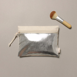 1day1bag (L) Silver Cosmetic Pouch / Laybag 1枚目の画像