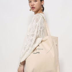 1day1bag Reader to Leader Canvas Tote Bag - 2 size 2枚目の画像