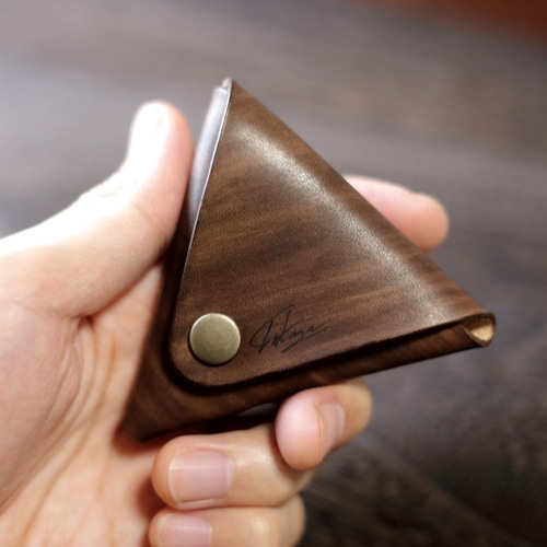 ローズウッドのような三角コインケース ピックケース 革 レザー 本革