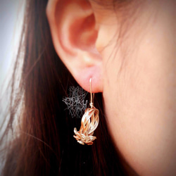 純銀sv925線玫瑰金垂吊式耳環 第3張的照片