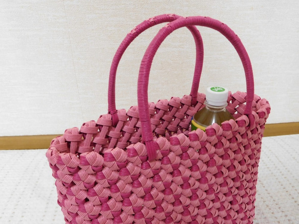 花結び編みクラフトバッグ　ピンク 3枚目の画像