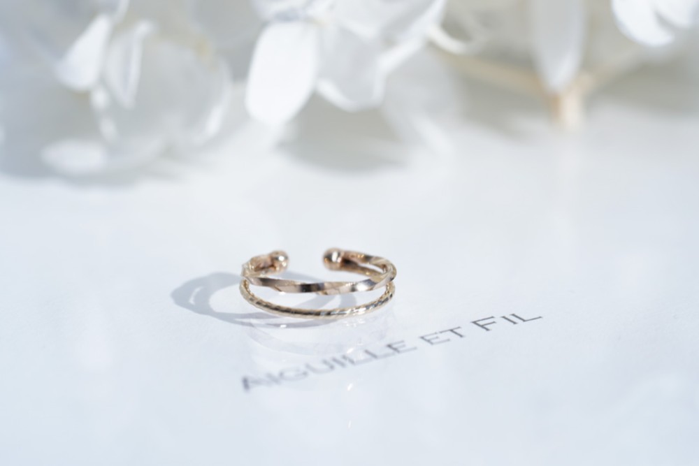 K10 イエローゴールド ツイストイヤーカフ 片耳