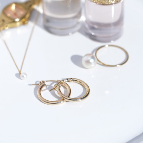 K14GF 光輪の描写 ピアス｜GFP1346　フープピアス フープピアス K14GF – 貴和製作所オンラインストア