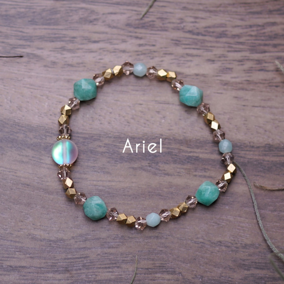Ariel | バレンタイン限定 プレゼント 半貴石真鍮ブレスレット Valentine's Day bracelet 1枚目の画像