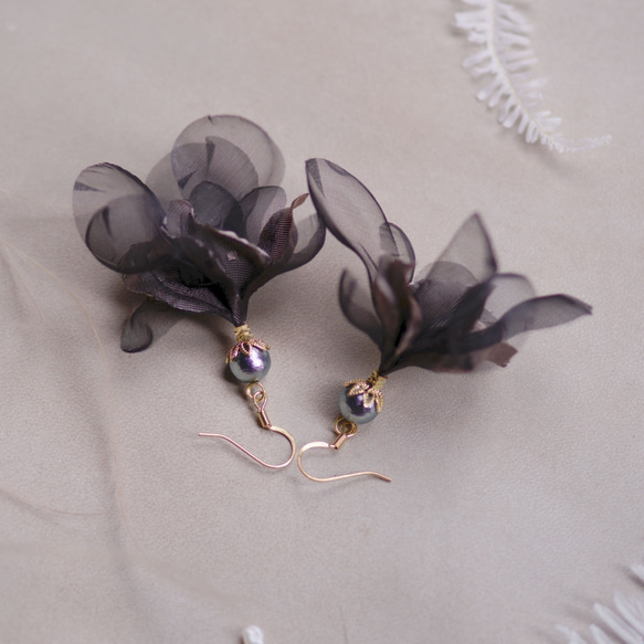 Aryana | 造型幾何小色塊黑紗花大耳環 第2張的照片