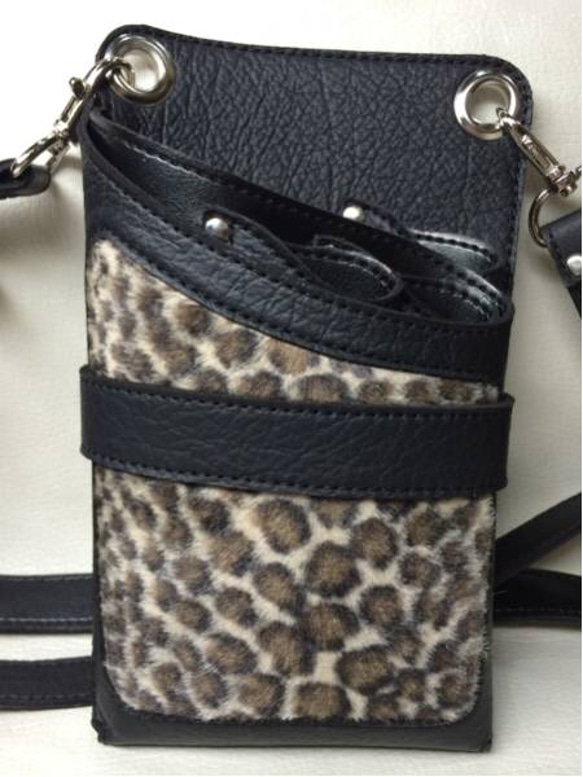 afbヒョウ柄ファー ベルト Sサイズ（ショッパー、ステッカー付き） afbヒョウ柄ファー ベルト Sサイズ（ショッパー、ステッカー付き）