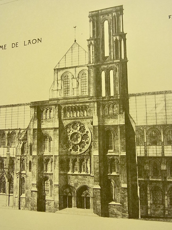 13世紀頃 フランスのランのノートルダム大聖堂の正面の建築パースです。(写真アリ)A3サイズ    F -96 7枚目の画像