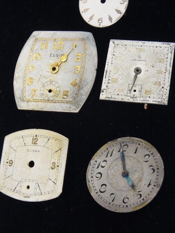 古い時計の文字盤のみ5枚セットです。JW-222 4枚目の画像
