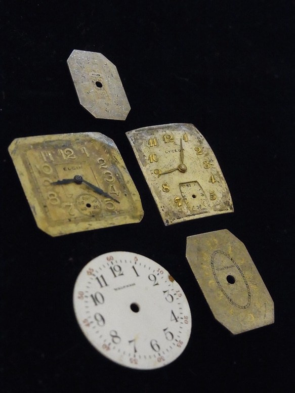 古い時計の文字盤のみ5枚セットです。JW-225 2枚目の画像