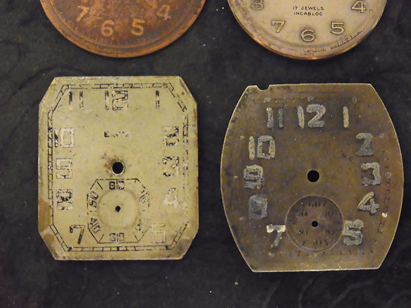 本物志向。古い腕時計の文字盤のみ4枚セットです。JW -204 4枚目の画像