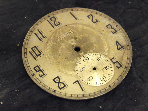 本物志向。古いエルジン社の懐中時計の文字盤のみです。JW -207 1枚目の画像