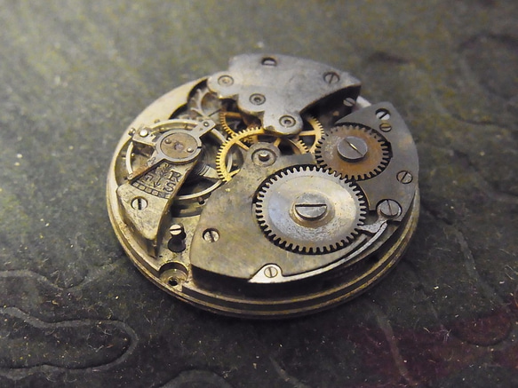 本物志向。古い腕時計のジャンク品です。 JW -230 3枚目の画像