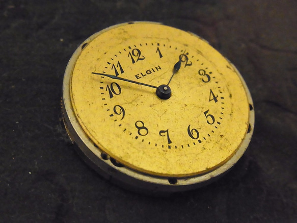 本物志向。1914年に製造されたエルジン社の腕時計のジャンク品です。 JW -261 7枚目の画像