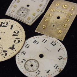 本物志向。古い腕時計の文字盤のみ4枚セットです。JW -327 1枚目の画像