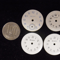 本物志向。古い懐中時計の文字盤のみ4枚セットです。jw-328 2枚目の画像