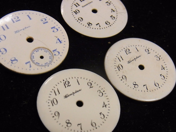 本物志向。古い懐中時計の文字盤のみ4枚セットです。jw-328 5枚目の画像