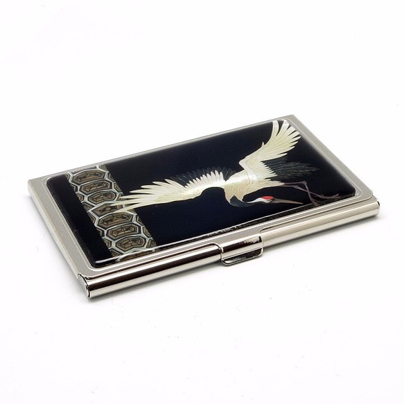 天然貝 名刺カードケース（一羽鶴）シェル・螺鈿アート｜ギフト・プレゼントにおすすめ 2枚目の画像
