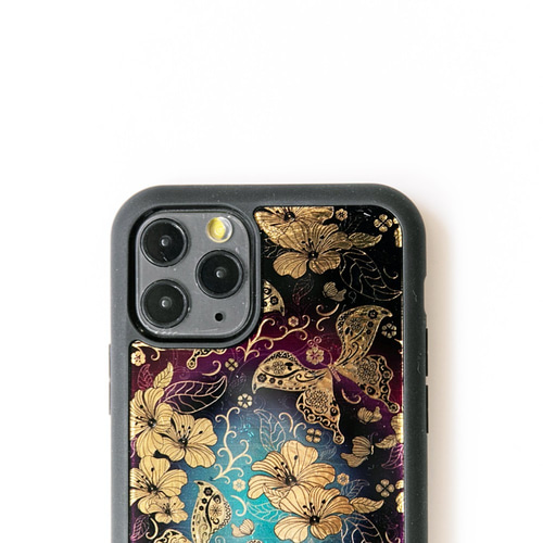 メルカリ便✨Christian Lacroix✨スマホケース　ゴールド メルカリ便✨Christian Lacroix✨スマホケース　ゴールド