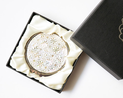 yuri】貝細工コンパクトミラー＆寺社リーフレット4件 yuri】貝細工