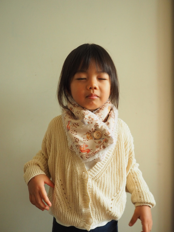 彌月禮盒 手作韓國布料 原野動物圖案 嬰兒小孩保暖圍巾 第1張的照片