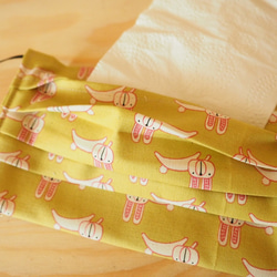 黃色小兔 環保可洗布口罩 可放入濾芯或即棄口罩 第3張的照片