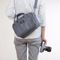 BLADEN簡約灰色側背手提包中包三用相機包 第1張的照片