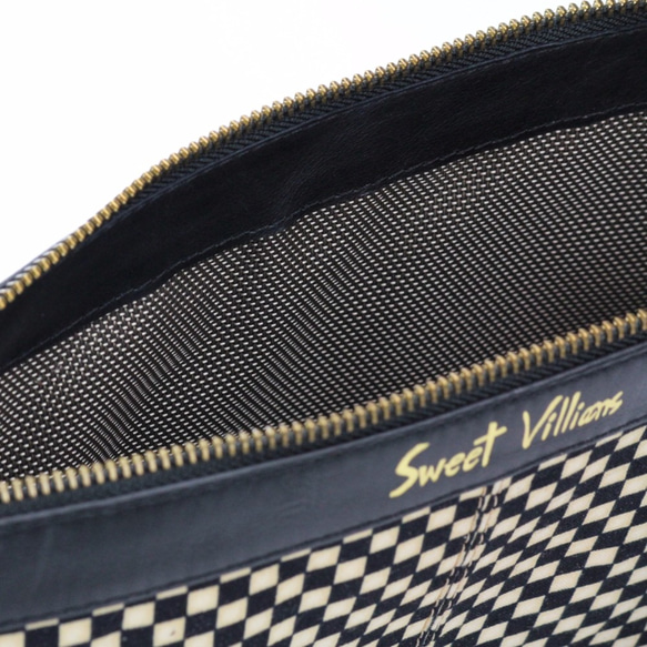 Graphic Textile mix Leather Clutch Bag│Chessboard II 第3張的照片